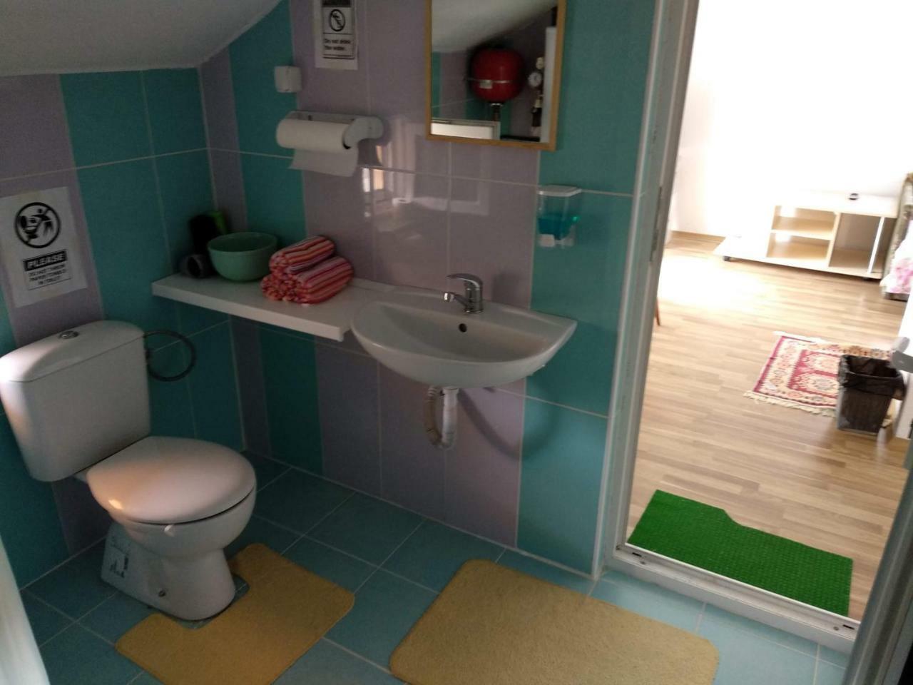 Family House Near Motorway 6 Guests 3 Bedrooms Veles Esterno foto