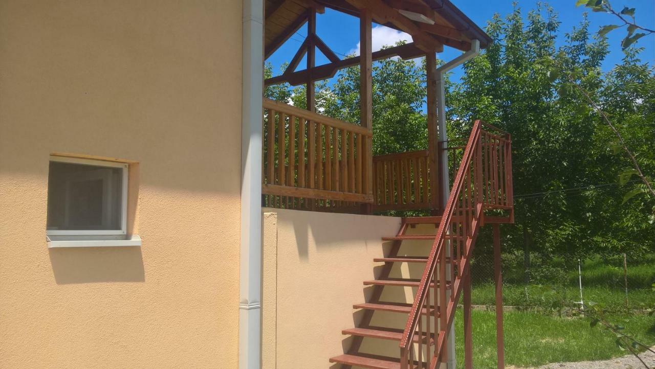 Family House Near Motorway 6 Guests 3 Bedrooms Veles Esterno foto